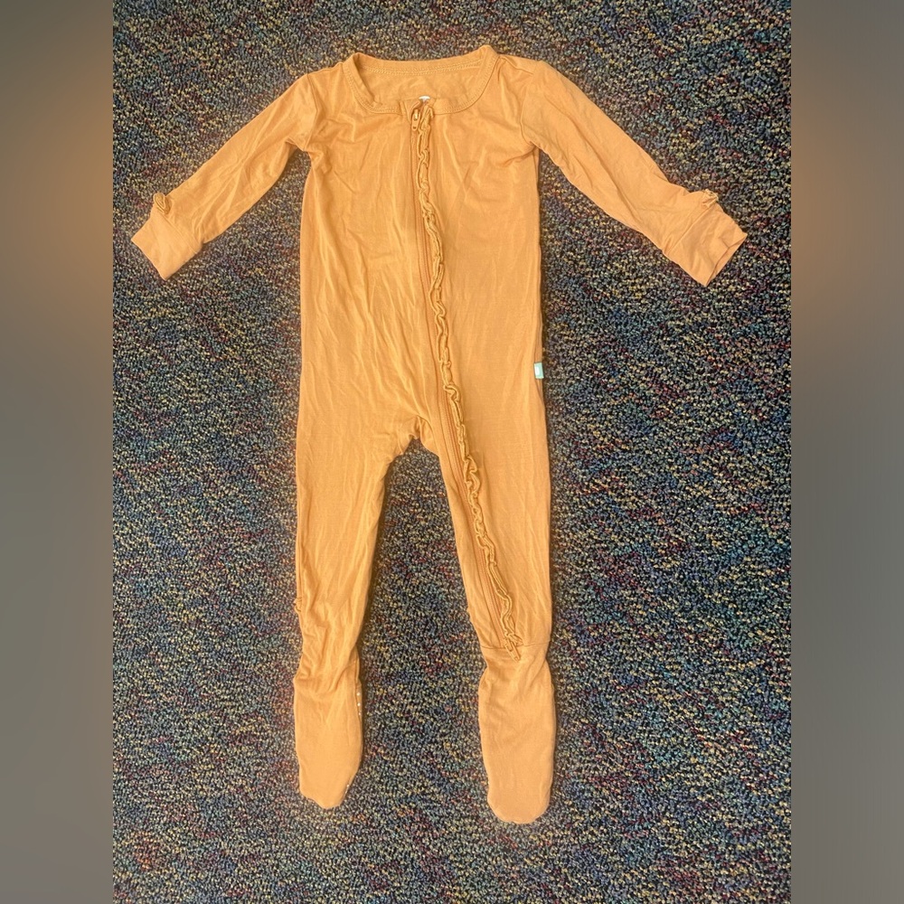 Macaron and Me sleeper size 12-18 months
